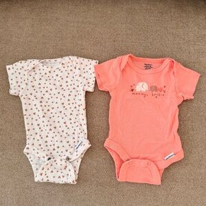 Gerber Baby Bodysuit Set - Cream and Coral